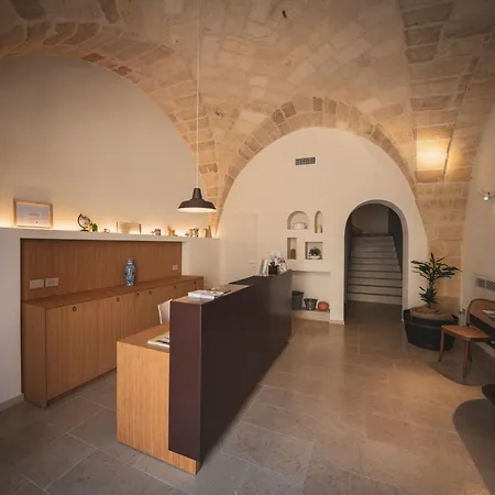 Palazzo Fontana E לינה וארוחת בוקר *