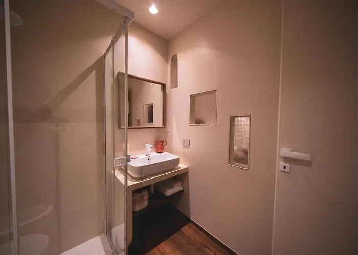 Palazzo Fontana E Oda ve Kahvaltı 4*